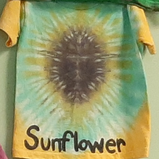Sunflower Tie Dye Design