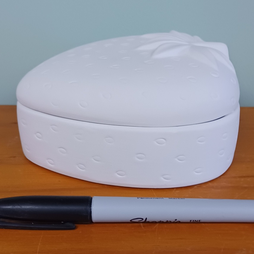 Berry Cute Strawberry Box